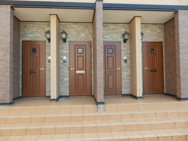 21/28 エントランス