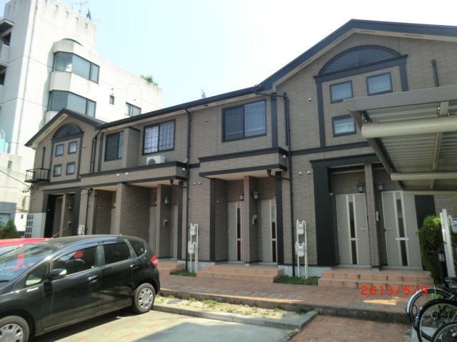 21/28 エントランス