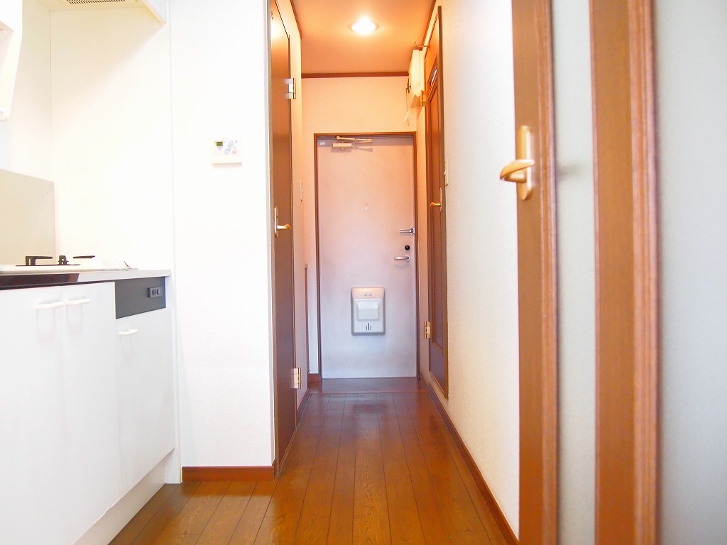 14/22 エントランス