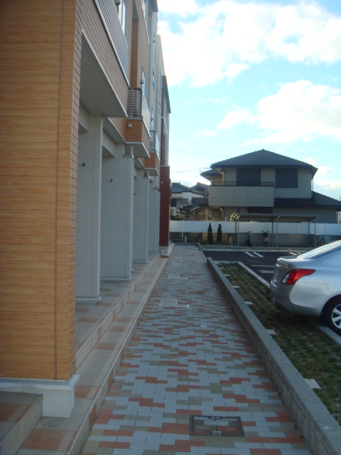 22/30 エントランス