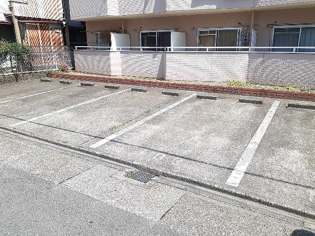 14/22 駐車場