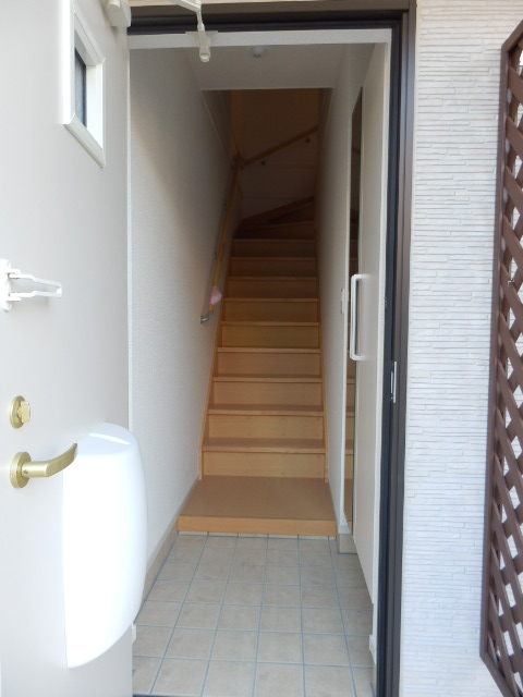 21/28 エントランス