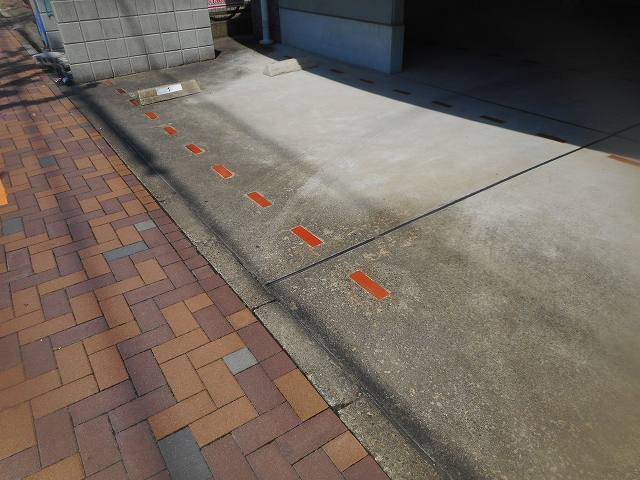 17/23 駐車場