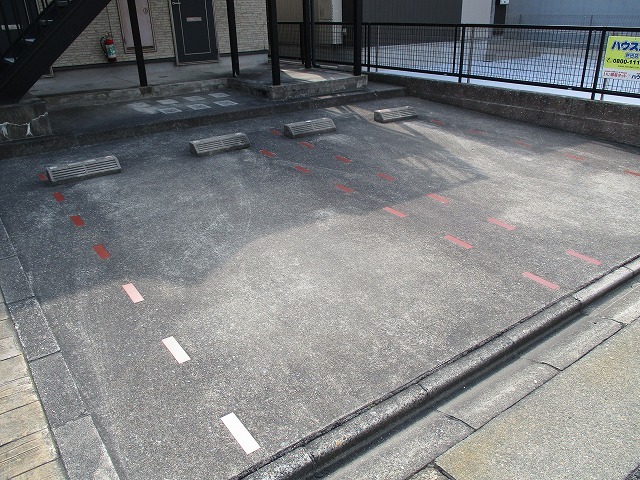 14/20 駐車場