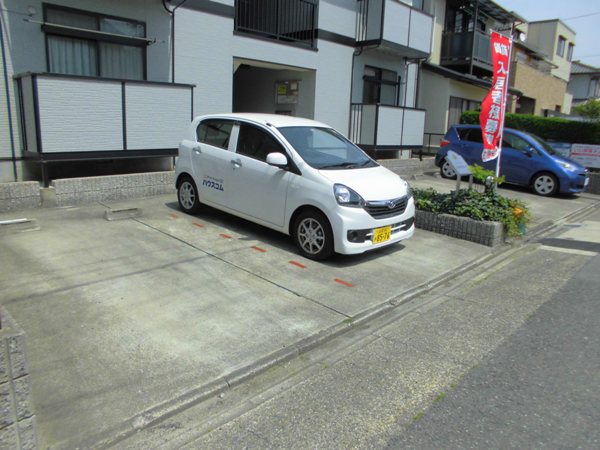 2/8 駐車場