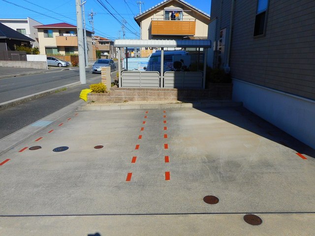 14/20 駐車場