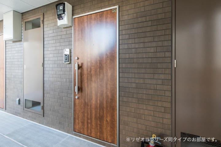 14/22 エントランス