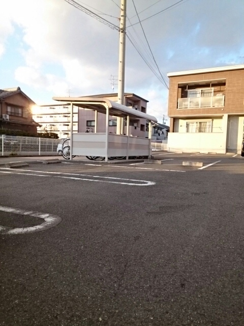 14/20 駐車場