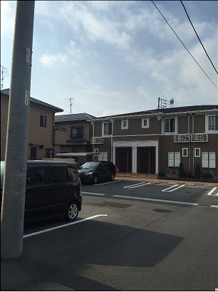 22/28 駐車場