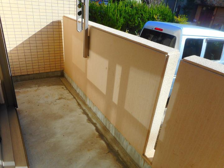 13/22 バルコニー