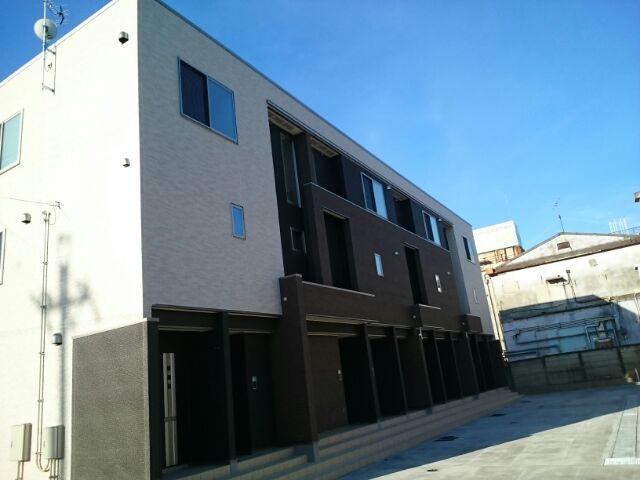 21/29 エントランス