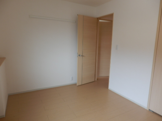 22/28 エントランス