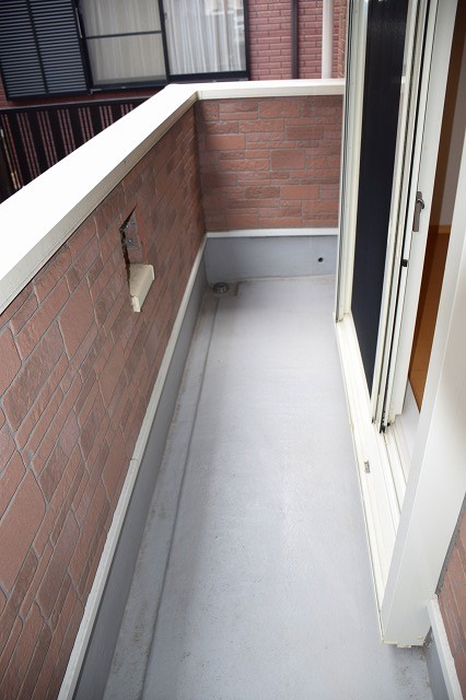 16/28 バルコニー