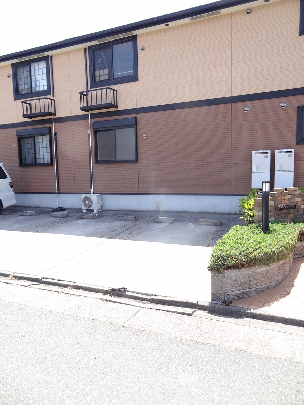 18/24 駐車場