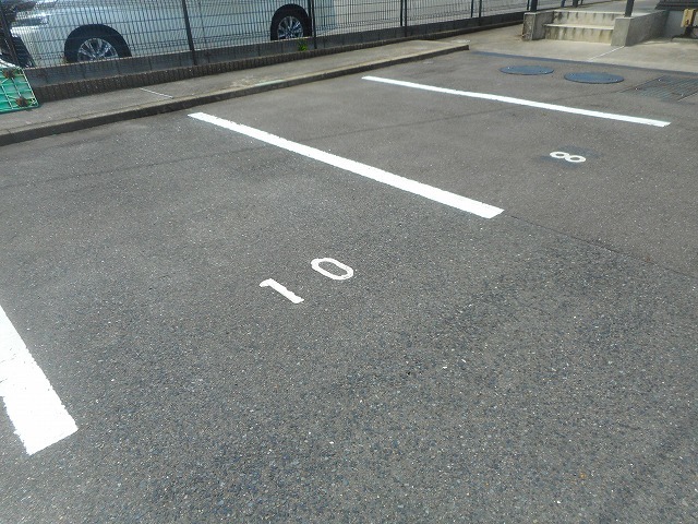 14/21 駐車場