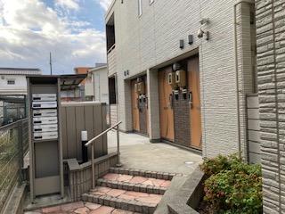 14/14 エントランス