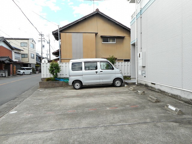 14/20 駐車場