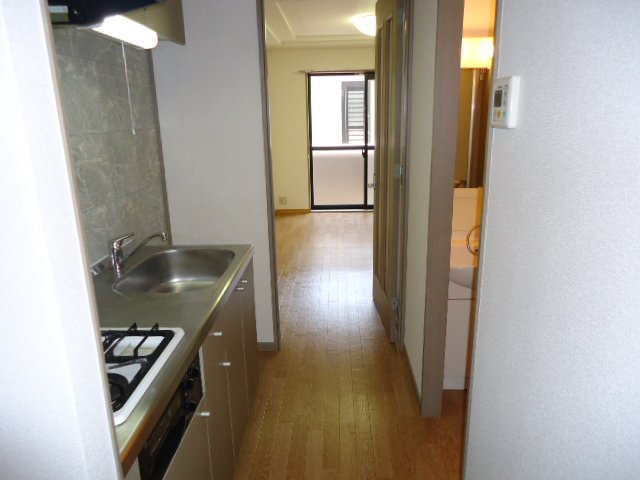 22/30 エントランス