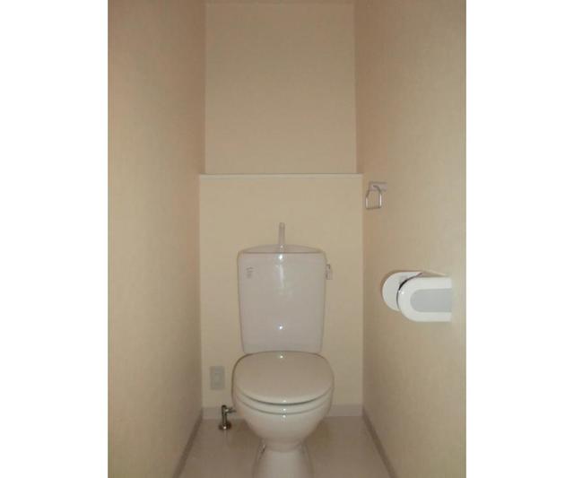 27/29 トイレ