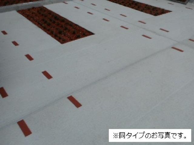 14/22 駐車場