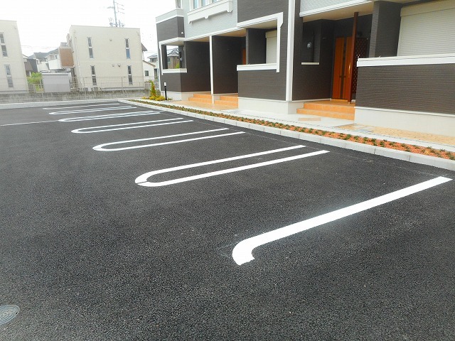 14/21 駐車場