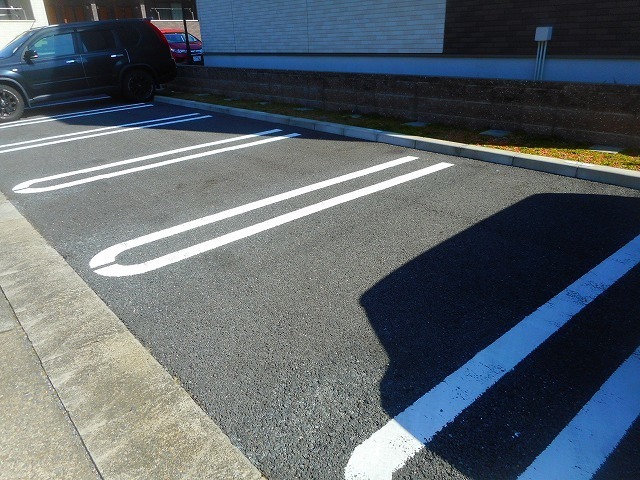 14/21 駐車場
