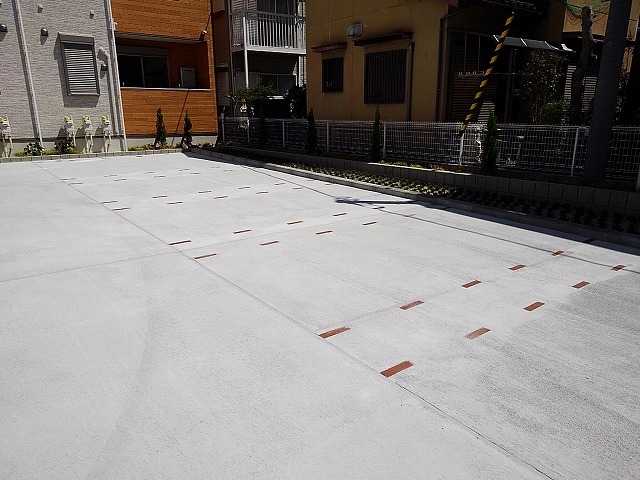 14/21 駐車場