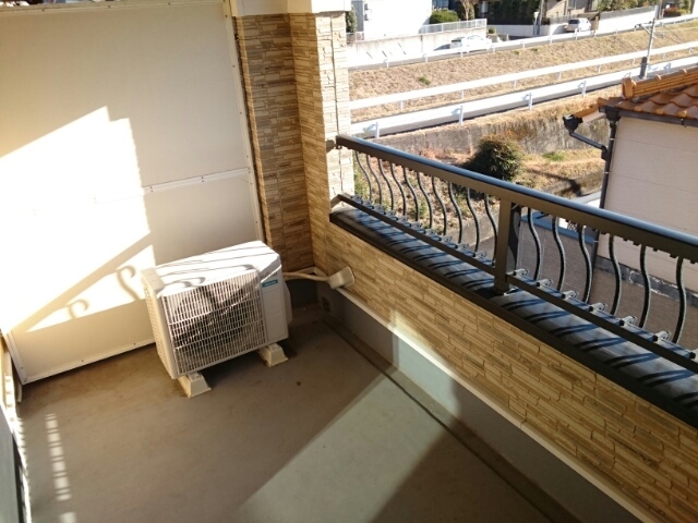 14/22 エントランス