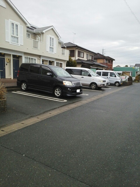 14/20 駐車場