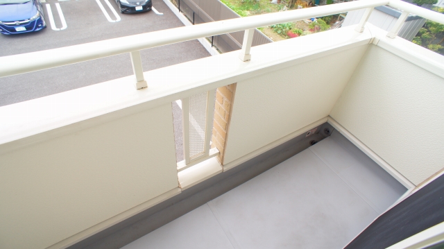 13/30 バルコニー