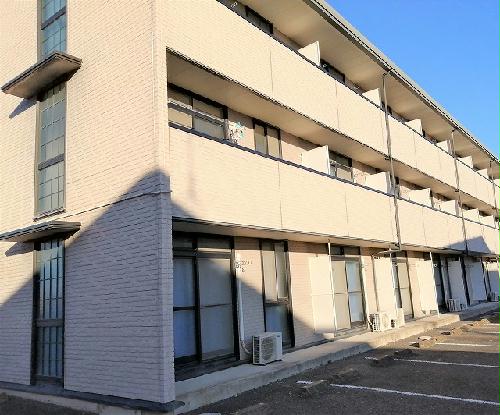 13/21 エントランス