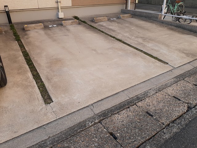 14/20 駐車場
