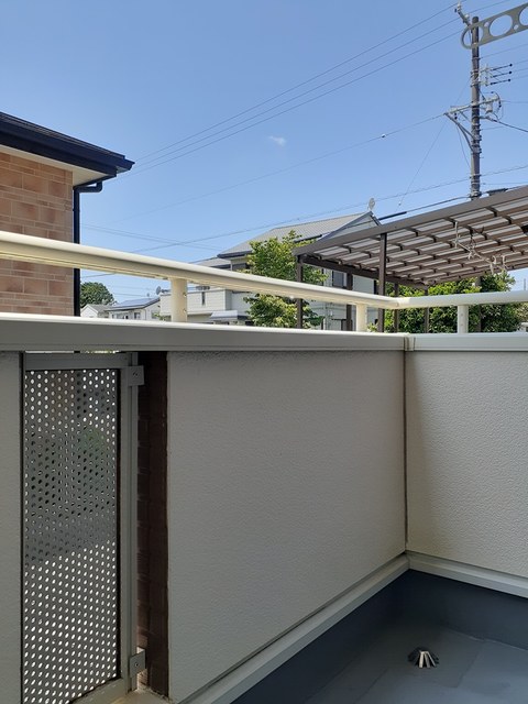 18/28 バルコニー