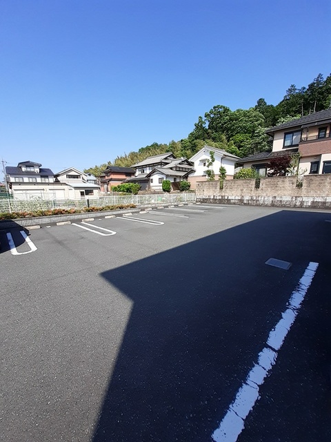 14/20 駐車場