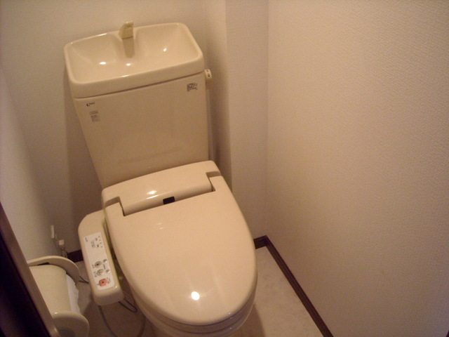 16/23 トイレ