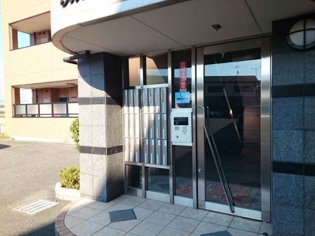 13/20 エントランス