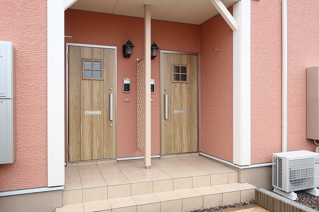 14/20 エントランス