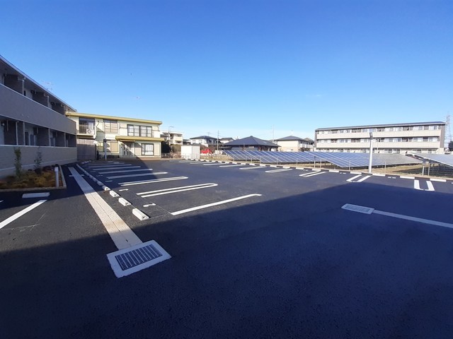 14/19 駐車場