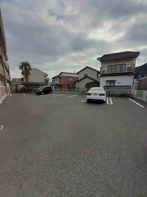 2/8 駐車場