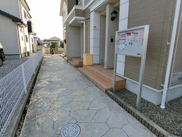 21/28 エントランス