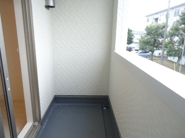 18/28 バルコニー