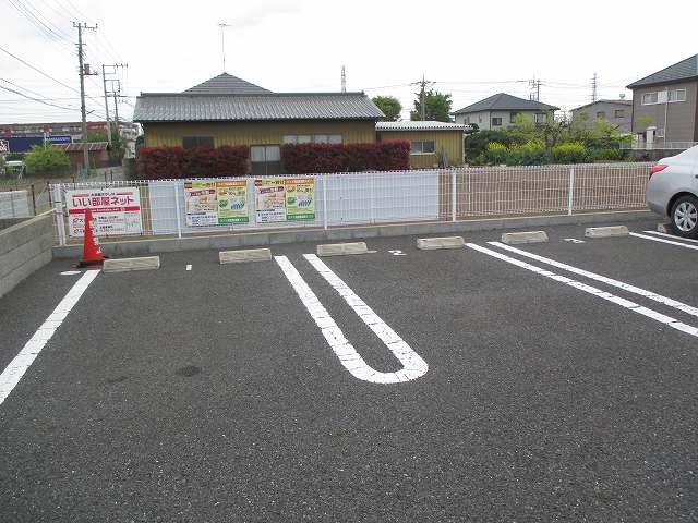 15/20 駐車場