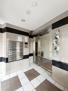 15/22 エントランス