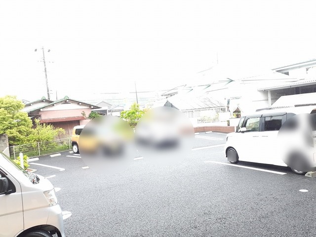 14/20 駐車場