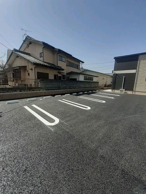 16/30 駐車場