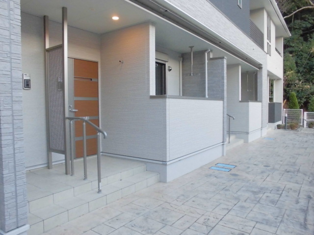 14/20 エントランス