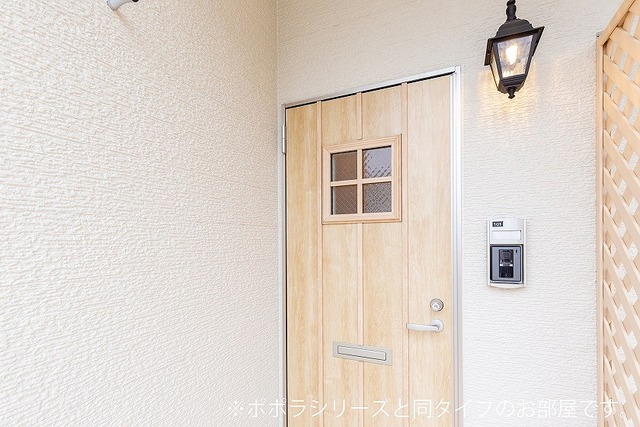 15/22 エントランス