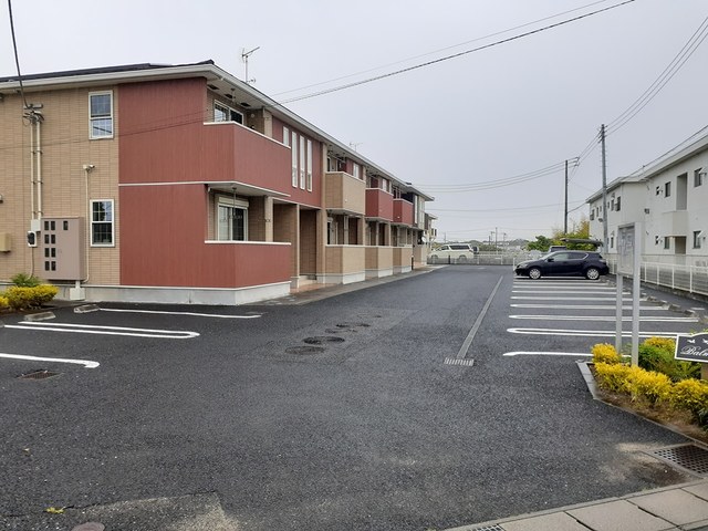14/20 駐車場
