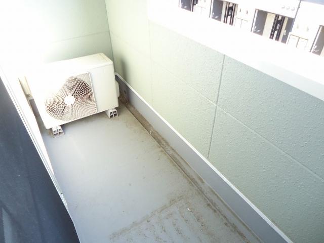 18/25 バルコニー