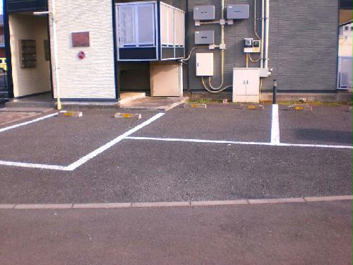 2/2 駐車場